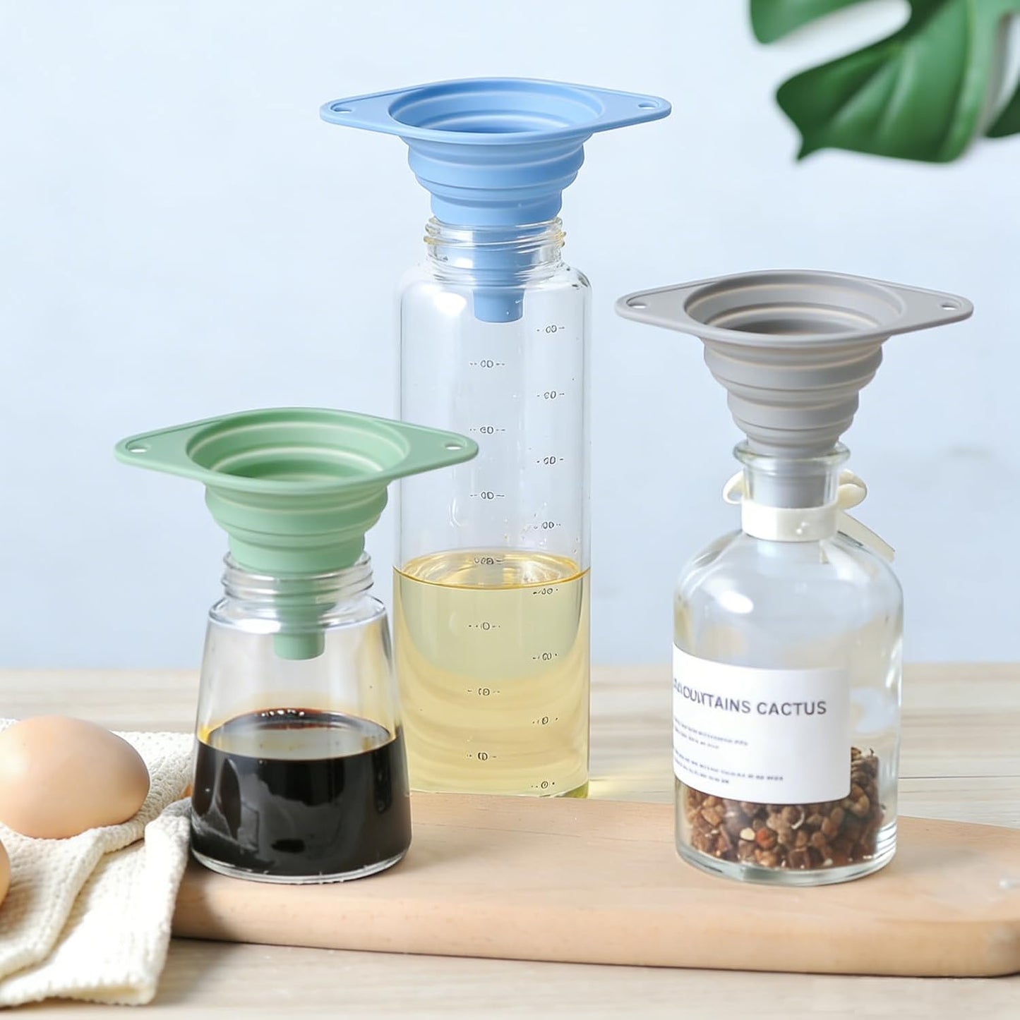 Kitchen Funnel Set 3 Pack, Collapsible Silicone Funnel for Kitchen Use, Small Funnels for Filling Bottle, Transfer Liquid, Oil and Powder, Food Grade Silicone Filter with a Brush
