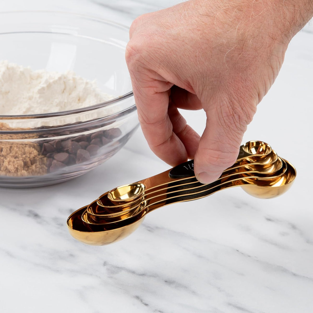 Magnetic Measuring Spoons, Set of 5 – Black, Easy to Store with Magnetic Design (Rose Gold)