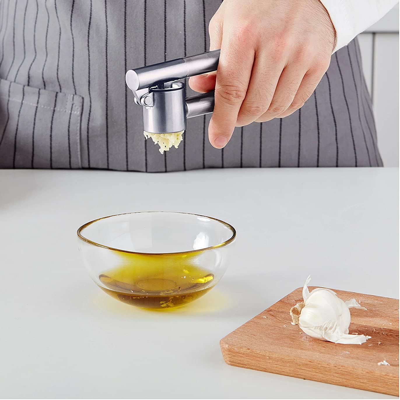 KONCIS Garlic Press, Stainless Steel, Pack of 1