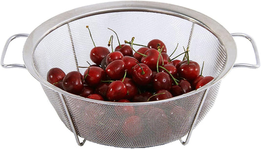 Stainless Steel Mesh Colander Strainer Basket, 3 Quart Fine Mesh Net Colander with Heavy Duty Handles & Wide Rim & Resting Feet for Strain, Drain, Rinse, Fry, Steam or Cook Vegetables & Pasta