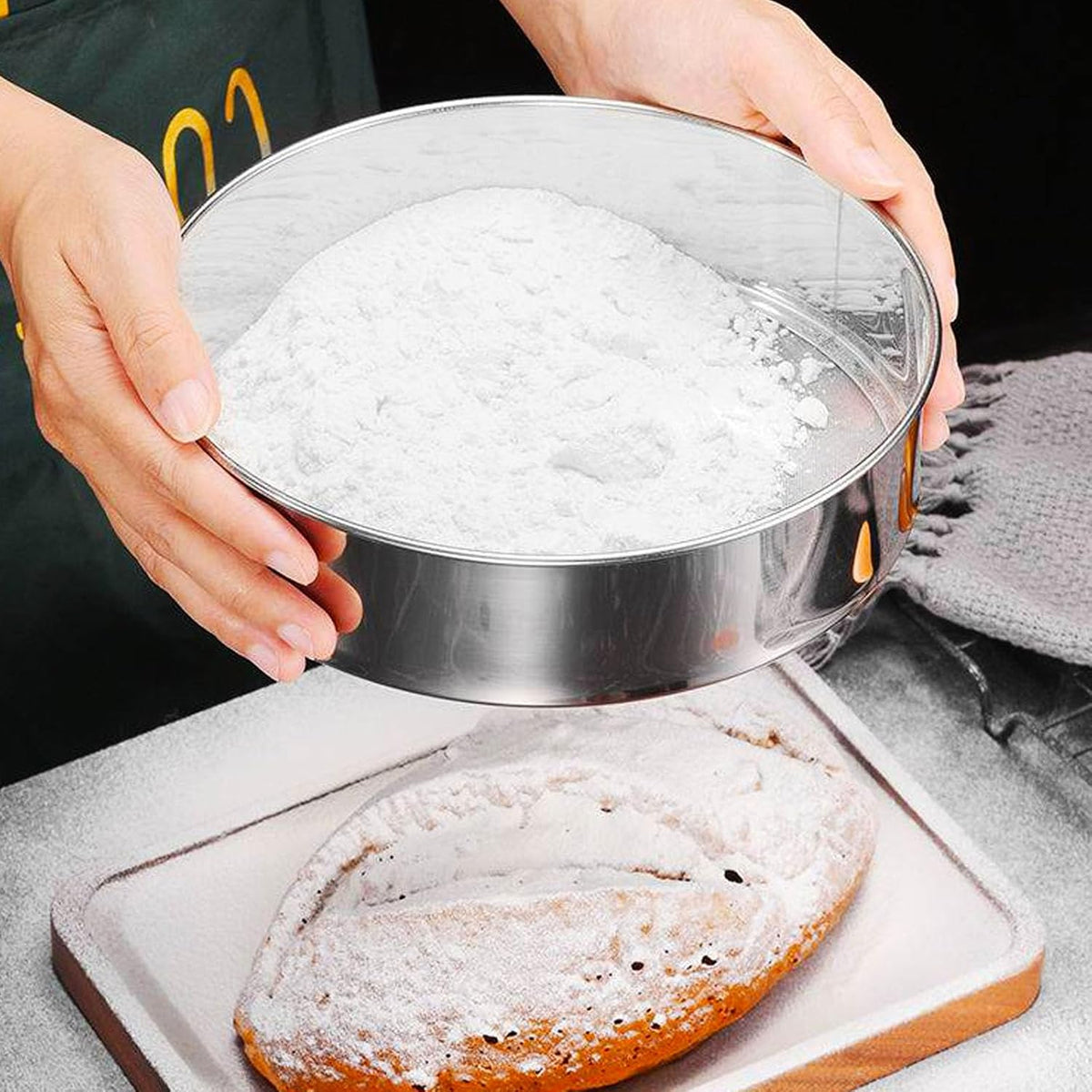 Flour Sifter for Baking 2 Pack, Round Flour Sifter Stainless Steel 6 Inch 60 Mesh and 8 Inch 40 Mesh Sieve Fine Meshs Flours Sieve Set for Baking Cake Bread Pastries