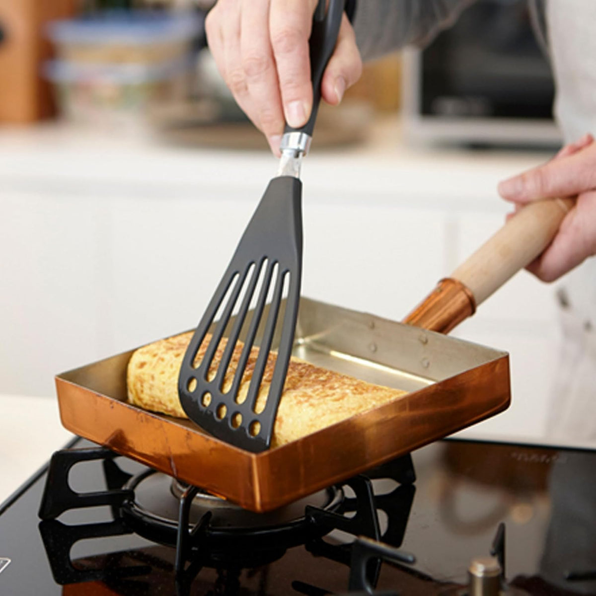 Nylon Spatula Slotted Turner Fish Turner Kitchen Utensils 12" | Seki Japan Right Handed Nylon Spatula Wide Thin