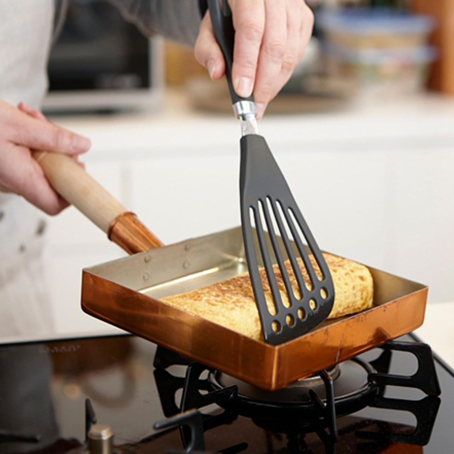 Nylon Spatula Slotted Turner Fish Turner Kitchen Utensils 12" | Seki Japan Right Handed Nylon Spatula Wide Thin