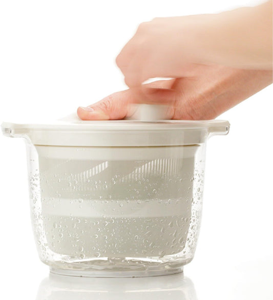 Risu Liberalista Salad Spinner Vegetable Drainer, Red, 0.6 gal (2.3 L), Made in Japan