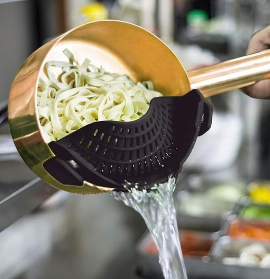 Clip On Silicone Strainer for Pots and Pans, Pasta Strainer, Food Strainer for Meat, Vegetables, Fruit, Gray