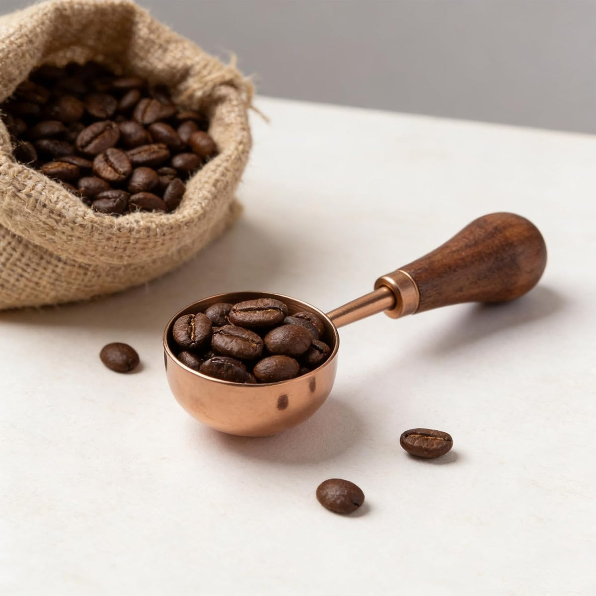 Retro Vintage Stainless Steel Coffee Scoop with Walnut Wood Handle, 10g Espresso Measure, 30ml Water Capacity (1, Gunmetal)