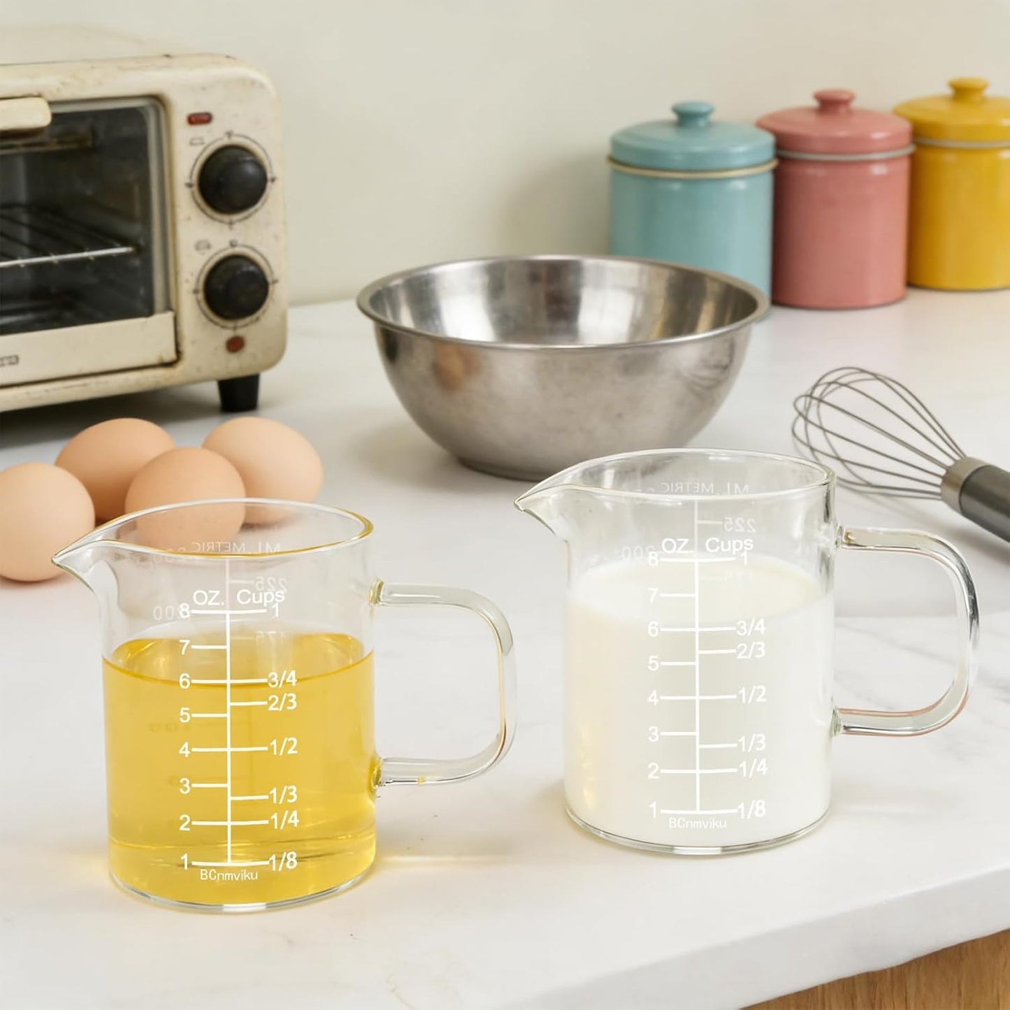 Glass Measuring Cup with Handle, 8OZ/250ML/1 CUP High Borosilicate Heat Resistant Glass Measuring Cup with Clear Markings (oz, Cup, ml) & Pour Spout, Microwave Safe