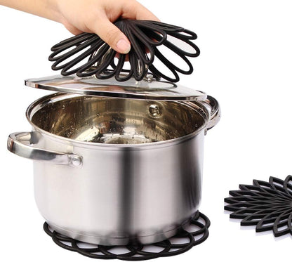 Silicone Trivet Mat - Kitchen Hot Pads for Pots & Dish - Insulated Teapot Trivet - Flexible, Durable, Non-Slip Large Coasters 3 Set Black