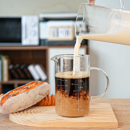 Glass Measuring Cup, Insulated handle, V-Shaped Spout, High Borosilicate Glass Measuring Cup 1000ML、 /1 Liter, 4 Cup for Kitchen or Restaurant, Easy To Read (1000ml-1pcs)