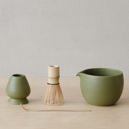 Matcha Whisk Set, Ceramic Matcha Bowl & Whisk Holder, Bamboo Accessory, Modern Design (Matte Crème, Pouring Spout) (Matte Crème)