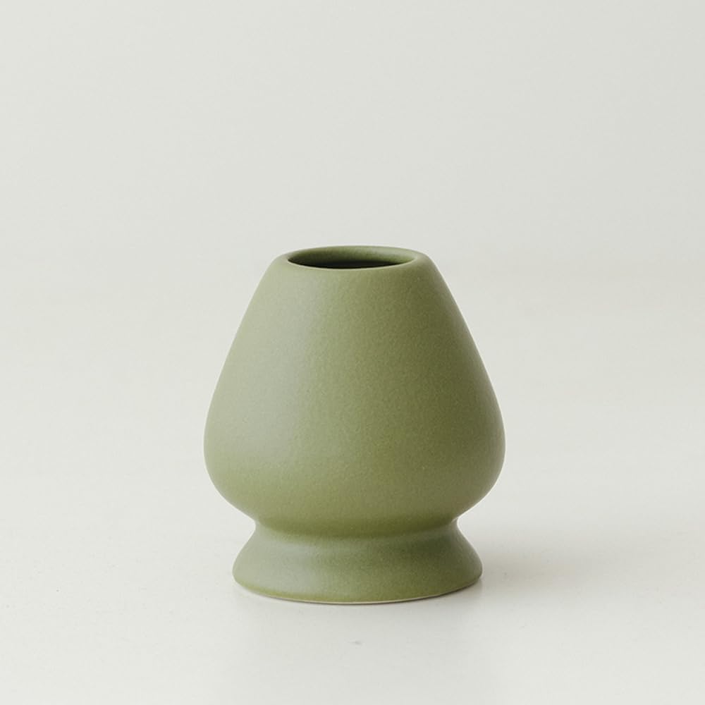 Matcha Whisk Set, Ceramic Matcha Bowl & Whisk Holder, Bamboo Accessory, Modern Design (Matte Crème, Pouring Spout) (Matte Crème)