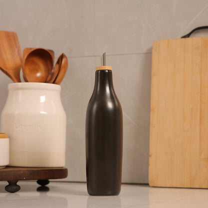 HOMCDALY Ceramic Olive Oil Dispenser for Kitchen, Stoneware 16oz Oil Cruet and Vinegar Bottles Dispenser, Kitchen Dispenser Bottle for EVOO Vinegar Syrups, Modern Farmhouse Design(W-O)