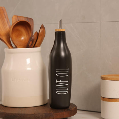 HOMCDALY Ceramic Olive Oil Dispenser for Kitchen, Stoneware 16oz Oil Cruet and Vinegar Bottles Dispenser, Kitchen Dispenser Bottle for EVOO Vinegar Syrups, Modern Farmhouse Design(W-O)