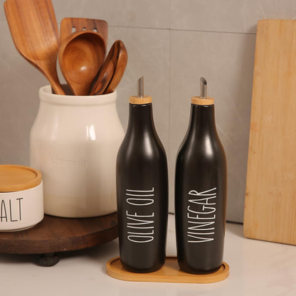 HOMCDALY Ceramic Olive Oil Dispenser for Kitchen, Stoneware 16oz Oil Cruet and Vinegar Bottles Dispenser, Kitchen Dispenser Bottle for EVOO Vinegar Syrups, Modern Farmhouse Design(W-O)