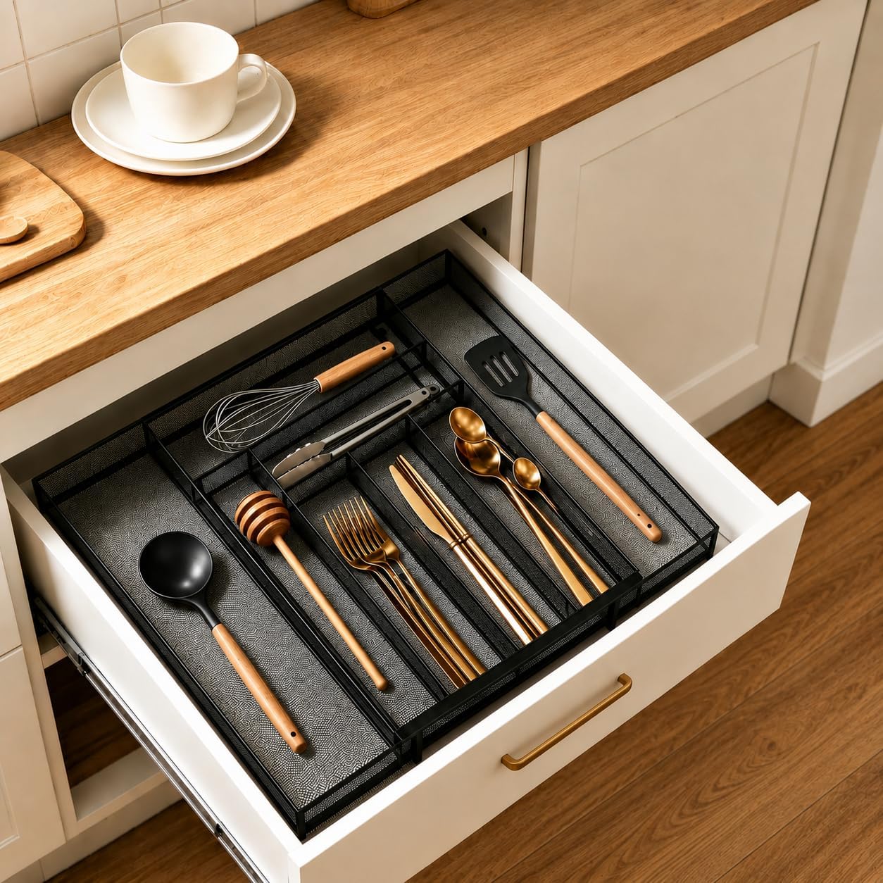 Sedegn Silverware Organizer Metal Mesh, Large Drawer Organizer, Utensil Cutlery Tray for kitchen drawers, Flatware Organizer with 6 Compartment, Black (11.3”*16“)