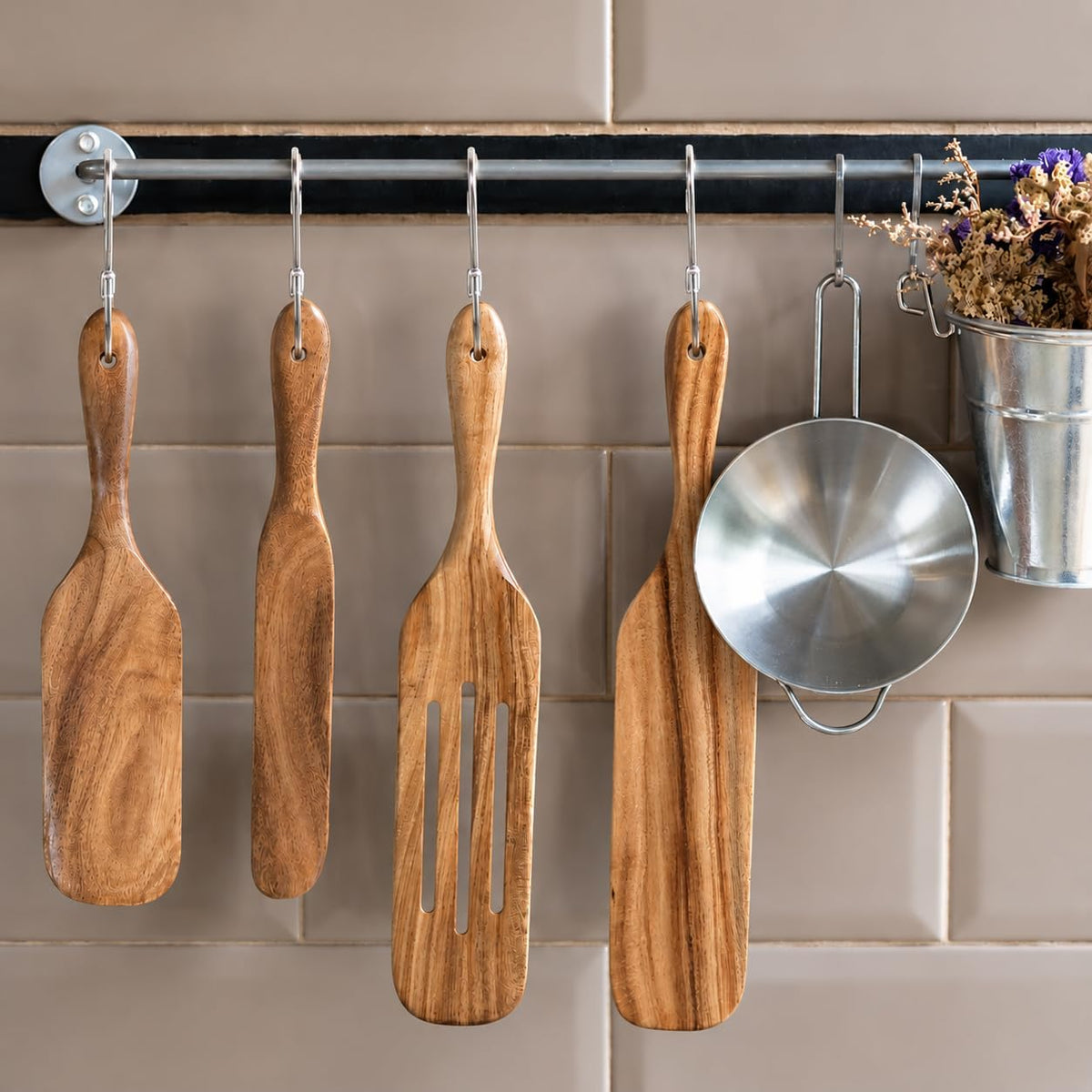 Spurtle Set, Natural Acacia Wooden Kitchen Utensils Set of 4, Wooden Spoons Utensils for Cooking, stirring, Mixing, Serving, spurtles kitchen tools as seen on tv for NonSick Cookware