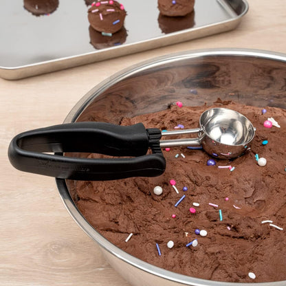 Ice Cream Scoop 1 Case 1.4 oz Stainless Steel Portioner Commercial Kitchen Tool Comfortable Grip Dishwasher-Safe Ambidextrous Handle