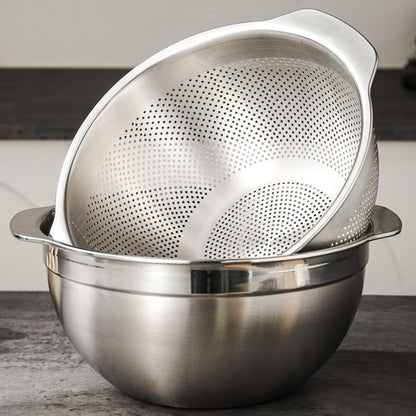 18/8 Stainless Steel Microwell Colander, 2.5QT Large Capacity with Handle Kitchen Food Strainer Basket for Washing Vegetables, Fruits, Rice, and Pasta (primary colour, 2.5QT)