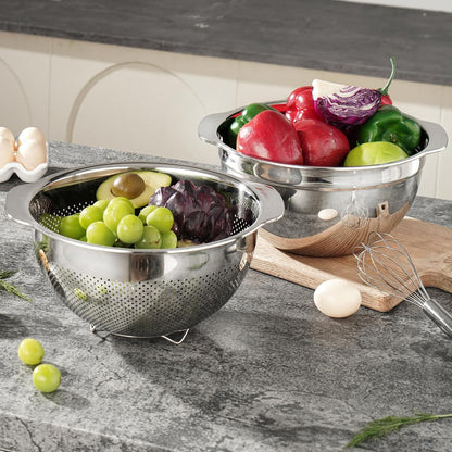18/8 Stainless Steel Microwell Colander, 2.5QT Large Capacity with Handle Kitchen Food Strainer Basket for Washing Vegetables, Fruits, Rice, and Pasta (primary colour, 2.5QT)