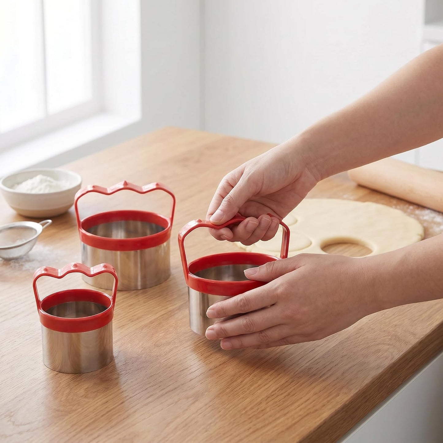 3 Pcs Round Biscuit Cutters Set 3", 3.5", 4", 0.4mm Stainless Steel Circle Cookie Cutters for Baking, Comfortable Grip, Red Silicone Handle