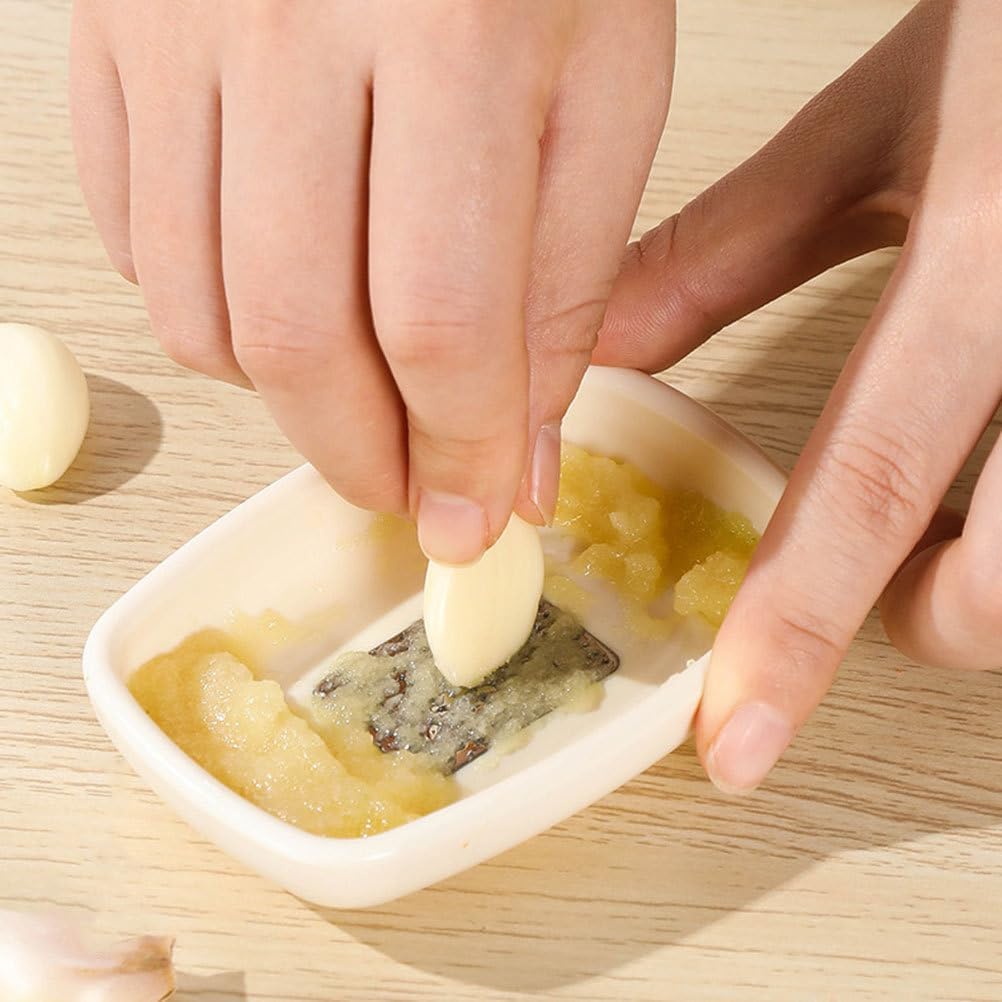 Ginger Grater Reusable Garlic Grater Kitchen Tool for Ginger Garlic Fruit Easy Cleaning 3.93 X 2.75 X 0.78 in