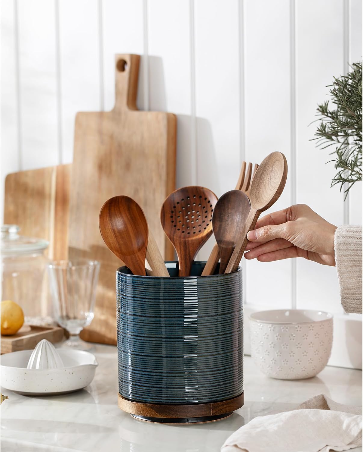 Utensil Holder, 360° Rotating Extra Large Ceramic Kitchen Utensil Holder for Countertop, 7.3“ Cooking Utensil Crocks for Kitchen Counter with Rotatable Wooden Base, Farmhouse Decor, Arctic White