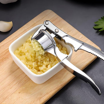 Silicone Garlic Peeler Tube- Garlic Roller Peeling Tube Tool Garlic Odorfree Peel Garlic Easy Roll Tube Useful Kitchen Gadgets (Green)