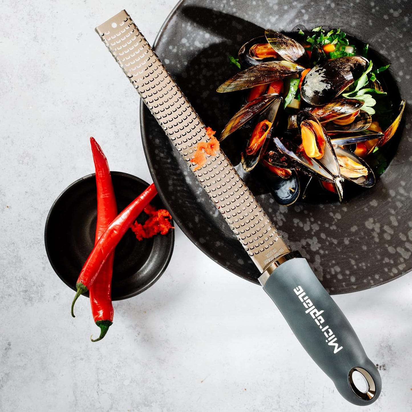 Premium Classic Series Zester 18/8, Black - Lemon Zester & Cheese Grater & Vegetable Grater - Citrus, Parmesan Cheese, Garlic, Ginger, Nutmeg, Chocolate - Stainless Steel Grater