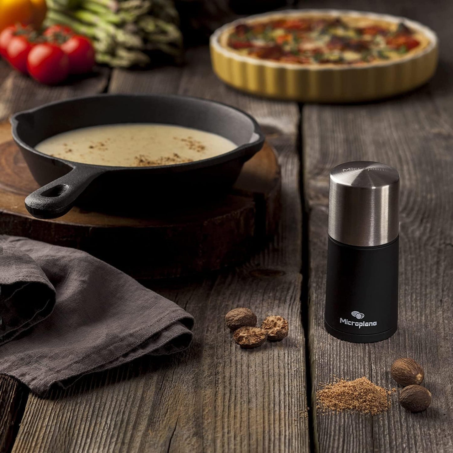 Manual Spice Mill - Cinnamon Grinder and Nutmeg Grater (Black)