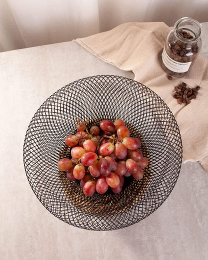 Metal Wire Woven Fruit Storage Bowl Basket for Kitchen, Large Black Mesh Fruit Stand, for Apple, Pineapple, Banana, Orange, Lemon, Pear, Strawberry, Watermelon (Black, Nomal)