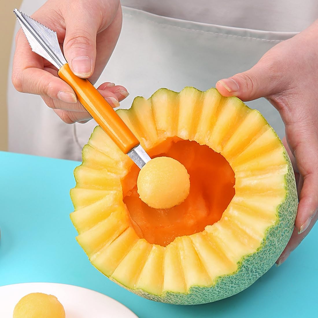 Double Sided Melon Baller Scoop,2 in 1 Stainless Steel Fruit Scooper Seed Remover Cutter,Melon Baller Spoon,Avocado Cutter,Watermelon Carving Knife for Dig Pulp Separator Fruit Slicer (red)