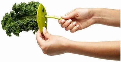 Herb Stripper 8 holes, Green leaf Hard Plastic, 2-1 design, Stripping Tool, Kale Razor, Peeler for Kale, Chard, Collard Greens, Thyme, Basil, Rosemary (1 pack)(1, green)(2.2inx4.8in)