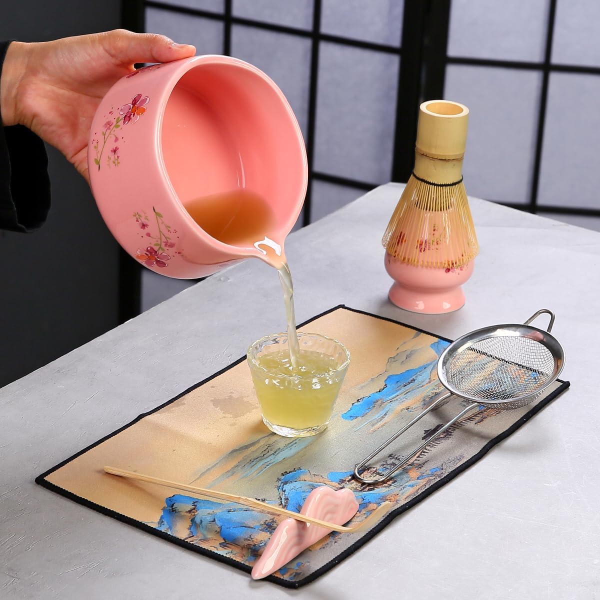 Matcha Set 7-Piece matcha whisk set，matcha kit,matcha set, 1 Scoops, Strainer,1 matcha whisk ，macha whisk set (pink)