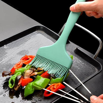 Basting Brush Silicone Pastry Baking Brushes Large Grill BBQ Sauce Marinade Meat Glazing Oil Brush Heat Resistant, Kitchen Cooking Baste Pastries Cakes Desserts, Dishwasher Safe 2Pack (2)