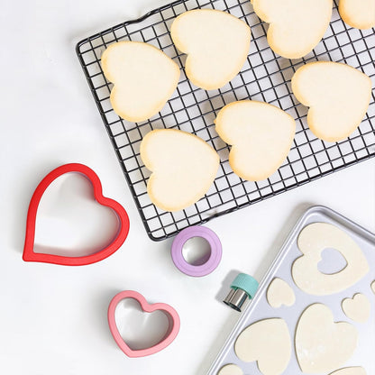 Round Cookie Cutter Set – 4 Different Sizes of Stainless Steel Biscuit Cutters for Baking, Donut, English Muffin, and More
