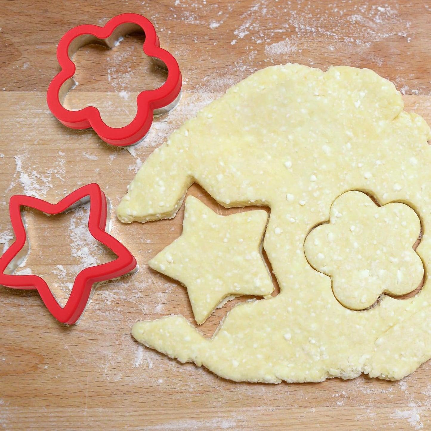 Round Cookie Cutter Set – 4 Different Sizes of Stainless Steel Biscuit Cutters for Baking, Donut, English Muffin, and More