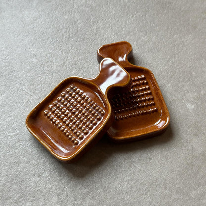 Made in Japan Wasabi Ginger Grater Set of 2 (Minoyaki Brown)