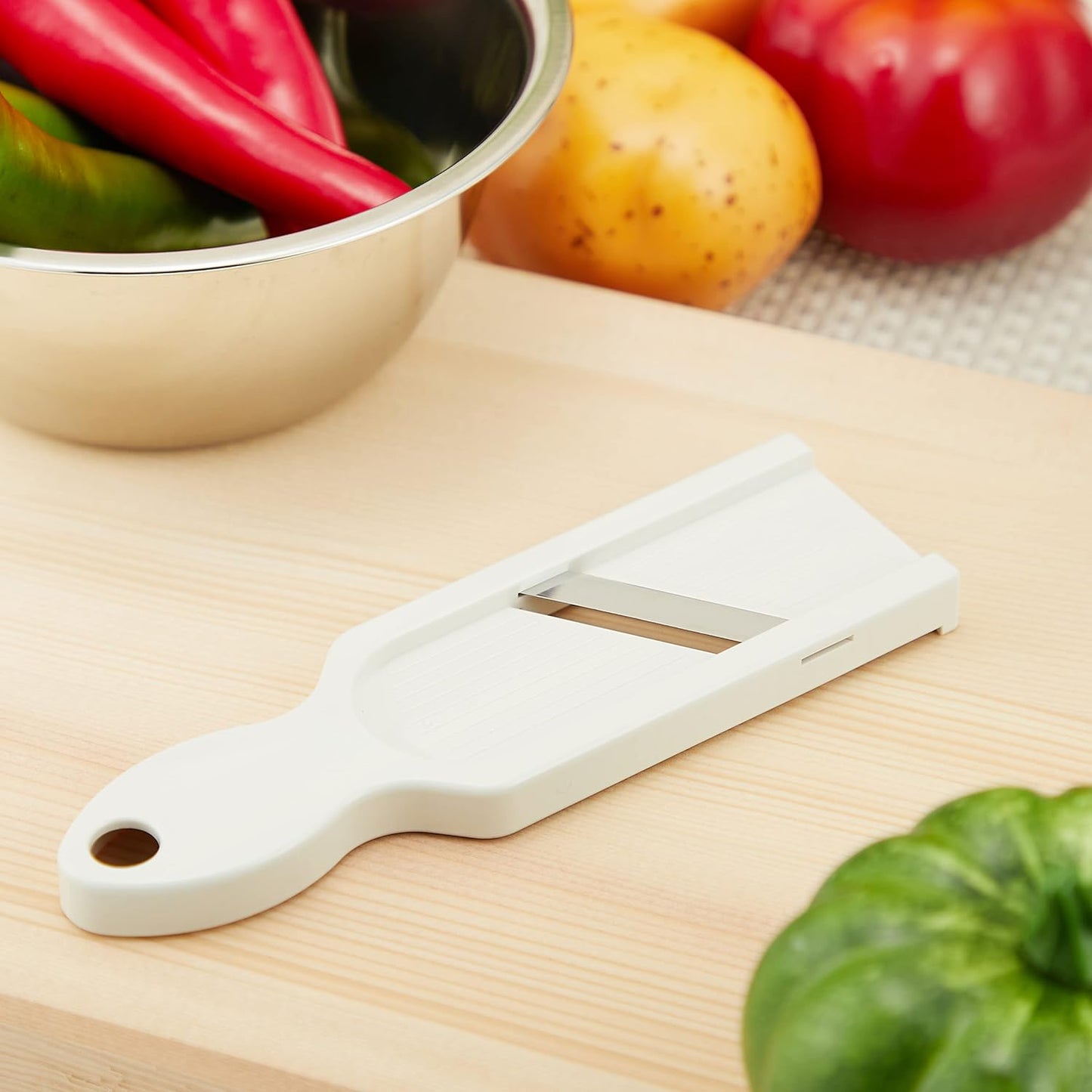 AMS-610 Tsubamesanjo Double-edged Mini Slicer, White, Made in Japan