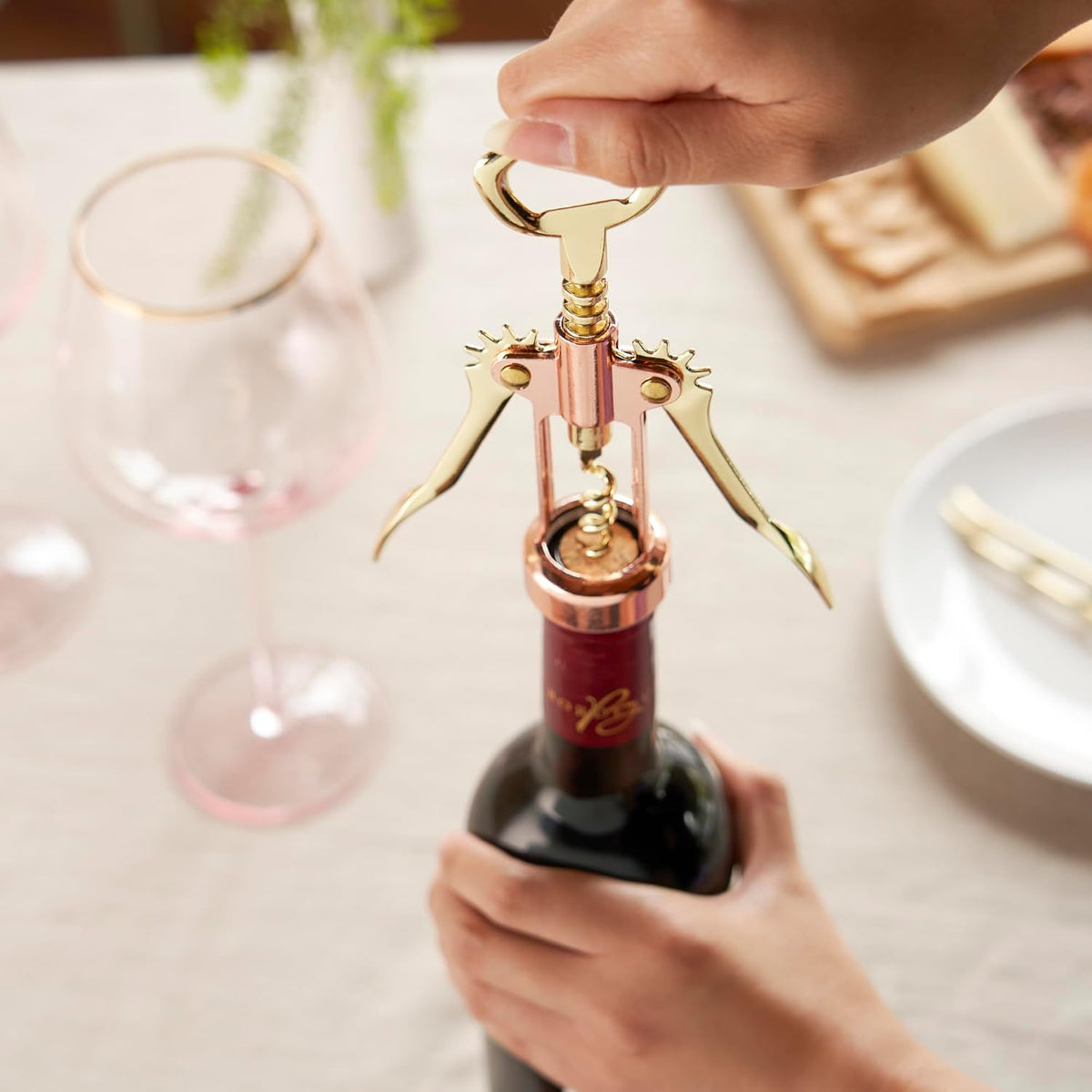 Winged Corkscrew Wine Opener, Versatile Bottle Opener for Beer and Soft Drinks, Stainless Steel with Ergonomic Handle and Sharp Screw for Bartenders, Home Bar, Kitchen, Set of 1, Copper and Gold