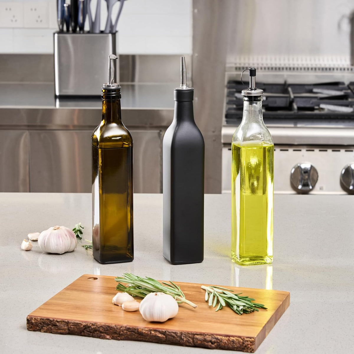 RW Base 16.9 Ounce Olive Oil Dispenser 1 Kitchen Oil Dispenser Bottle - With Stainless Steel Pourer Non-Leaking Black Glass Olive Oil Pourer For Cooking Or Salad Dressings