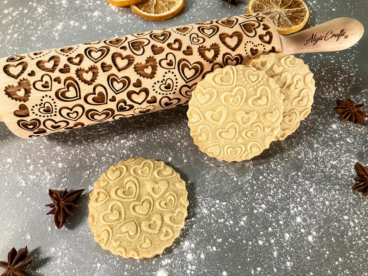 HEARTS EMBOSSING ROLLING PIN WOODEN ROLLING PIN for EMBOSSED COOKIES with LOVE HEARTS