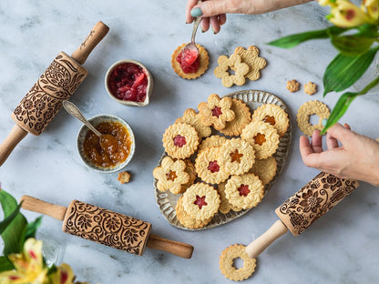HEARTS EMBOSSING ROLLING PIN WOODEN ROLLING PIN for EMBOSSED COOKIES with LOVE HEARTS
