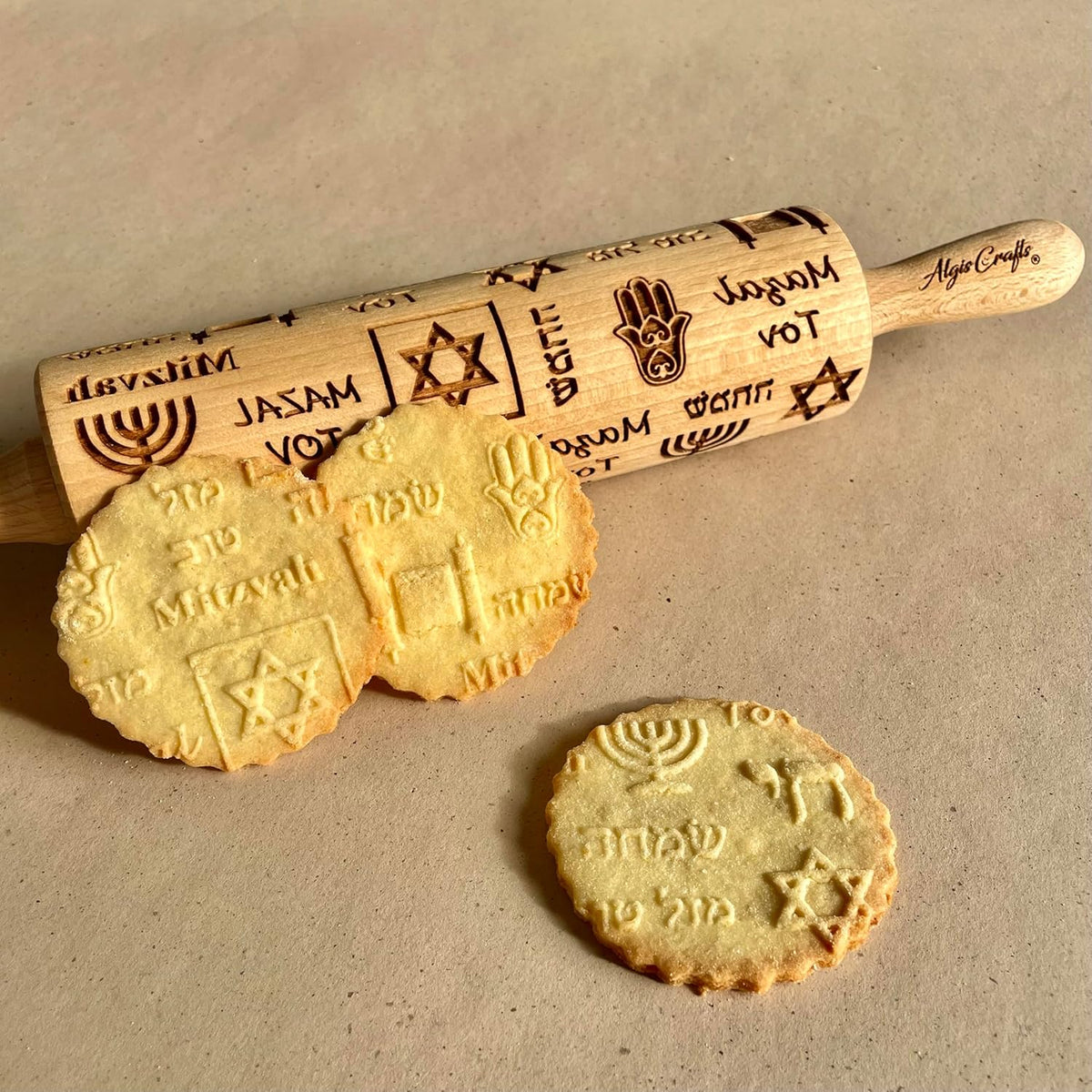HEARTS EMBOSSING ROLLING PIN WOODEN ROLLING PIN for EMBOSSED COOKIES with LOVE HEARTS