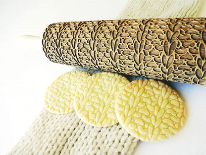 HEARTS EMBOSSING ROLLING PIN WOODEN ROLLING PIN for EMBOSSED COOKIES with LOVE HEARTS
