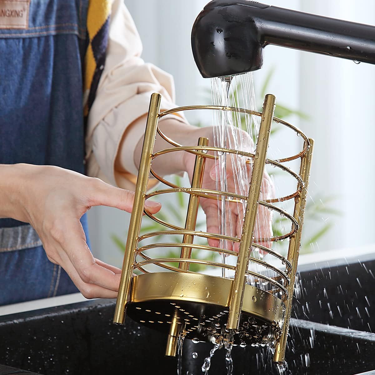 Gold Basting Brush, Non-stick Silicone Kitchen Brush For Cooking With Titanium Gold Plating Handle, Barbeque Brush, Pastry Brush, BBQ Brush, Dishwasher Safe, Easy to Clean