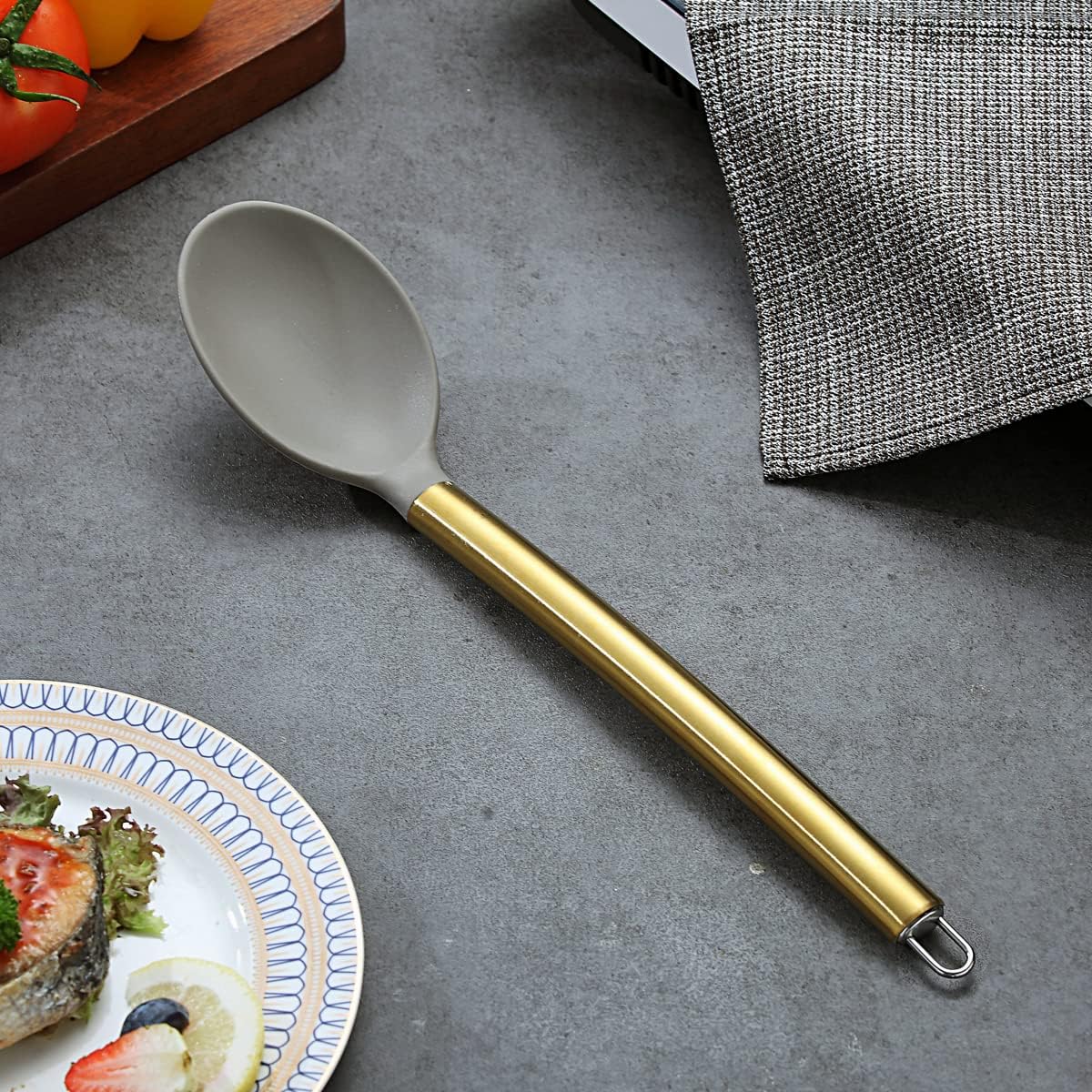 Gold Basting Brush, Non-stick Silicone Kitchen Brush For Cooking With Titanium Gold Plating Handle, Barbeque Brush, Pastry Brush, BBQ Brush, Dishwasher Safe, Easy to Clean