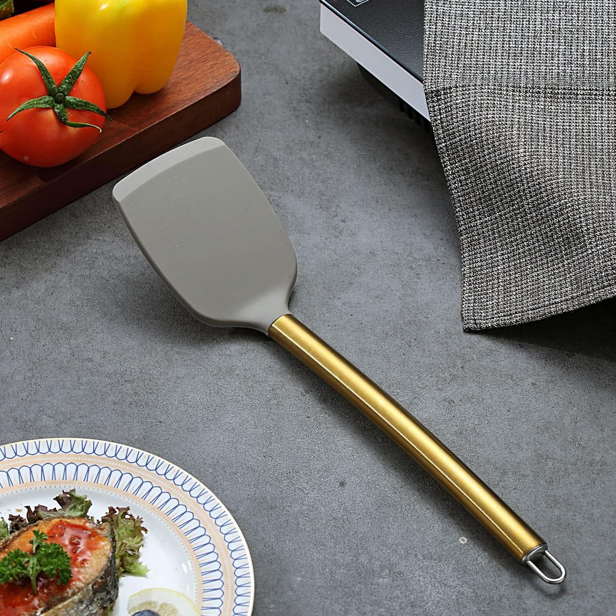 Gold Basting Brush, Non-stick Silicone Kitchen Brush For Cooking With Titanium Gold Plating Handle, Barbeque Brush, Pastry Brush, BBQ Brush, Dishwasher Safe, Easy to Clean