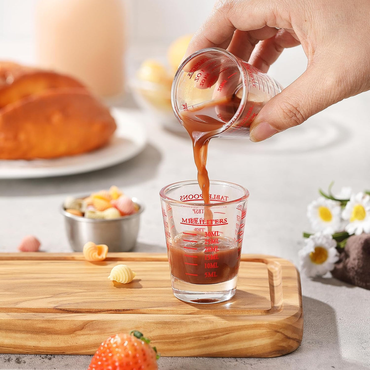 2 Pack Shot Glass Measuring Cup, 1 oz Small Cups for Measure Liquid