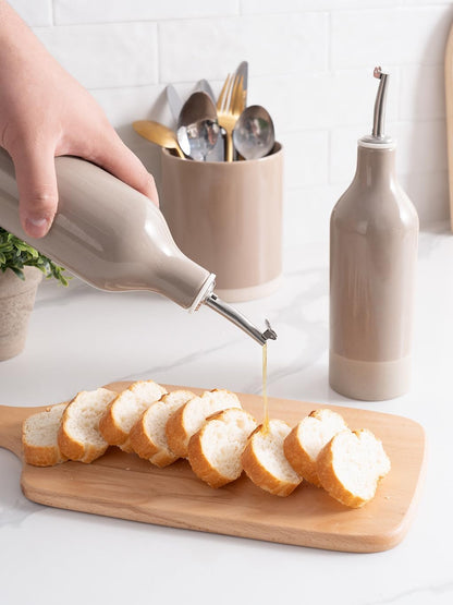 16oz Ceramic Oil Dispenser Bottle, 1 Piece, White | Oil Pourer for Kitchen, Equipped with Stainless Steel Pourers, Suitable for Storing Vinegar, Soy Sauce, Coffee Syrup
