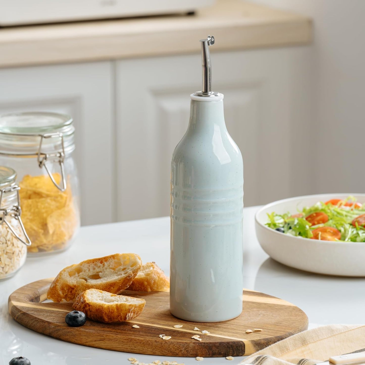 16oz Ceramic Oil Dispenser Bottle, 1 Piece, White | Oil Pourer for Kitchen, Equipped with Stainless Steel Pourers, Suitable for Storing Vinegar, Soy Sauce, Coffee Syrup